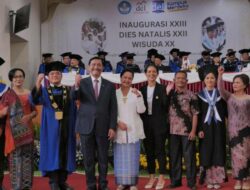 Airlangga Hartarto Sempatkan Diri Hadiri Wisuda Mahasiswa IT Del