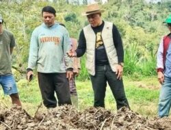 Bagus Adhi Mahendra Putra Gelar Edukasi Produksi Pupuk Organik Bagi Kelompok Ternak di Desa Pelaga