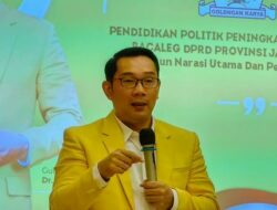 Ridwan Kamil Persilakan Fungsionaris Partai Golkar Gunakan Foto Dirinya Untuk Kampanye di APK