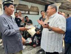 Yuni Abdi Nur Sulaiman Salurkan Bantuan Untuk Warga Terdampak Kebakaran di Gang Istiqomah Kampung Melayu