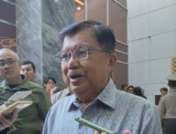 Jusuf Kalla Beri Lampu Hijau Jika Jokowi dan Gibran Gabung Partai Golkar