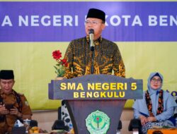 Rohidin Mersyah Sambut Baik Pelatihan Public Speaking dan Teknik Keprotokolan Pelajar Bengkulu