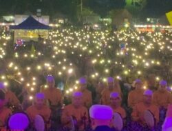 Ribuan Masyarakat Tumpah Ruah Hadiri Acara Partai Golkar Bersholawat di Ngraho, Bojonegoro