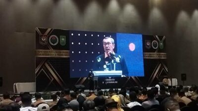 Lepas Jabatan Gubri Syamsuar Kumpulkan Kepala Desa Se-Riau Pamit Menuju Senayan