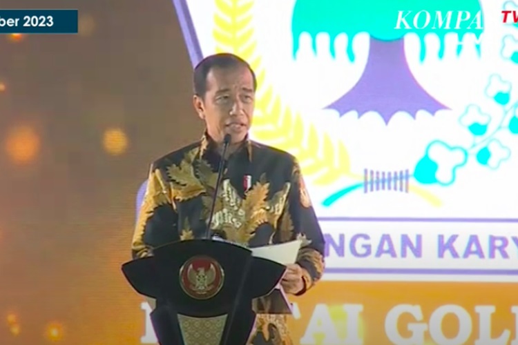 Dasi Kuning Jokowi, Yellow Coldplay dan Totalitas Golkar Airlangga