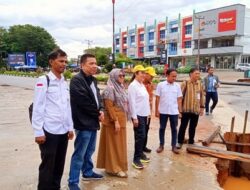 Komitmen Cen Sui Lan Perbaiki Jalan Rusak di Tanjungpinang Akibat Pergantian Pipa PDAM