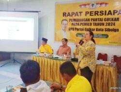 Fitri Krisnawati Tandjung Berikan Motivasi Untuk Caleg Partai Golkar DPRD Kota Sibolga