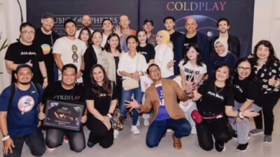Dapat Previlege Bisa Foto Bareng Coldplay, Ridwan Kamil: Karena Sukses Itu Hasil Bantuan Orang Dalem