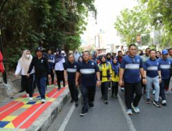 Peringati Hari Kesehatan Nasional, Arinal Djunaidi Gelar Jalan Sehat Yang Dihadiri Ribuan Masyarakat Lampung