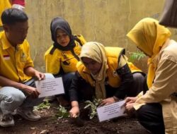 Dipimpin Vanessa Supit, Partai Golkar Jaksel Lestarikan Lingkungan Dengan Tanam Ratusan Pohon