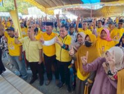 Temui Petani di Kabupaten Bone, Nurdin Halid Siap Perjuangkan Masalah Kelangkaan Pupuk
