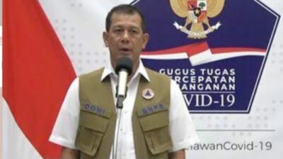Melki Laka Lena Beserta Para Nakes di NTT Doakan Pahlawan Covid, Doni Monardo