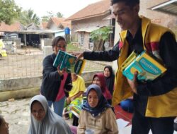 Tekan Angka Stunting di Cianjur, Metty Triantika Bagi-Bagi Susu Gratis Untuk Warga