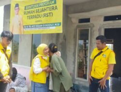 Ketua IIPG Jabar, Rita Fitria Blusukan Ajak Kader Warga Menangkan Partai Golkar di Pemilu 2024