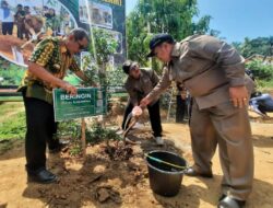 Arinal Djunaidi Apresiasi Kegiatan Pembinaan Petani Hutan di Pesawaran