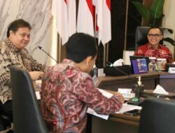 Temui Airlangga Hartarto, Menpan RB Azwar Anas Akui Banyak Belajar Penerapan Pemerintahan Digital