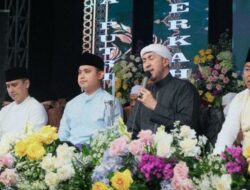 Bupati Kendal Dico Ganinduto Hadiri Acara Shalawat Bersama Habib Ali Zainal Abidin