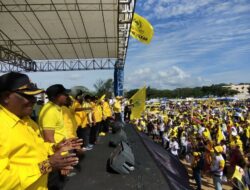 Pecah! Ribuan Warga Meriahkan Konvoi Kampanye Partai Golkar di Kota Sorong