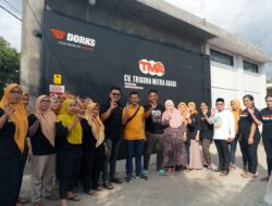 Caleg Partai Golkar DPR RI Dapil Banten III, Sanusi Inisiasi Gerakan 1000 Sepatu Untuk Anak Yatim Piatu di Tangerang Raya