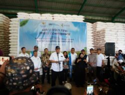 Dialog Dengan Petani di Kabupaten Bekasi, Airlangga Hartarto Pastikan Sektor Pertanian Jadi Perhatian Pemerintah