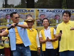 Kampanye di Kabupaten Bogor, Ravindra Airlangga dan Jaro Ade Bagikan Hadiah Umroh Hingga Sembako