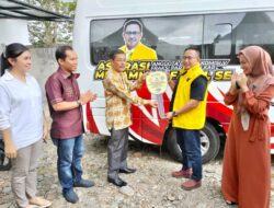 Muhammad Fauzi Berikan Bantuan Bus Operasional Untuk Yayasan Kesehatan Gereja Toraja