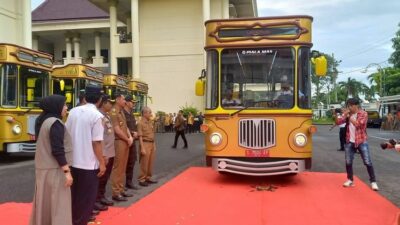 Aditya Halindra Luncurkan Program Bus Sekolah Gratis Ramah Disabilitas Untuk Pelajar Tuban