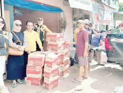 Partai Golkar Sultra Salurkan Bantuan Paket Sembako Untuk Korban Banjir Tiga Kelurahan