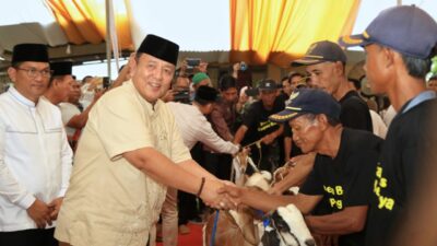 Arinal Djunaidi Luncurkan Desa Baznas Sektor Peternakan di Desa Madukoro Baru