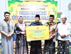 Galakkan Tarawih Keliling, Fadia Arafiq Salurkan Bantuan Rehab Masjid di Desa Kemplong Wiradesa
