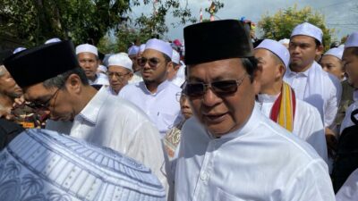 Gubernur Kalsel Sahbirin Noor Hadiri Haul Datu Kelampayan Ke-218