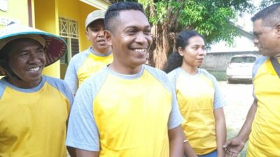 Petani Muda, Yance Maring Daftar Jadi Calon Wakil Bupati Sikka Dari Partai Golkar