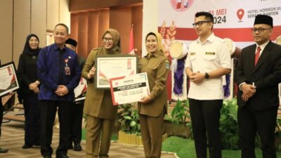 Ratu Tatu Terima 9 Penghargaan Percepatan Penurunan Stunting Untuk Kabupaten Serang