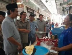 Anggota DPRD Sragen Pujono Elli Bayu Sambangi Pasar, Banyak Pedagang Keluhkan Sepi Pembeli