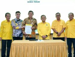 Partai Golkar Resmi Usung Yuhronur Efendi dan Dirham Akbar Aksara di Pilkada Lamongan 2024