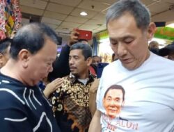 Blusukan di Tanah Abang, Jusuf Hamka Temukan Pedagang Jual Kaos ‘Babah Alun For Jakarta’