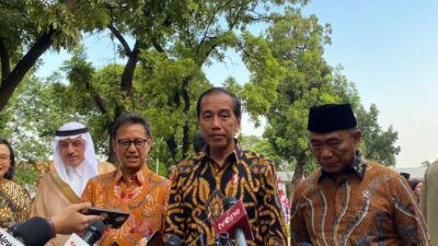 Jawaban Jokowi Saat Ditanya Jadi Kader Partai Golkar: Katanya Jadi Ketua Dewan Pembina?