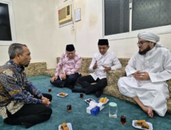 Ketum DPP Partai Golkar, Bahlil Lahadalia Temui Ulama Madinah Sayyid Ahmad di Sela Ibadah Umrah