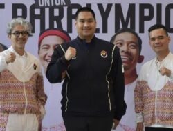 Menpora Dito Ariotedjo Apresiasi Desain Jersey Hasil Karya Didiet Maulana Dalam Ajang Paralimpiade 2024 Paris