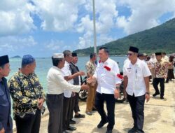 Gubernur Kepri, Ansar Ahmad Sambangi Natuna, Salurkan Bansos Hingga Tinjau Proyek Infrastruktur