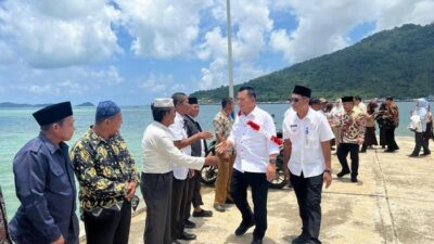 Gubernur Kepri, Ansar Ahmad Sambangi Natuna, Salurkan Bansos Hingga Tinjau Proyek Infrastruktur