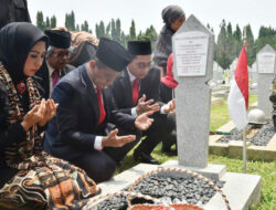 Hari Jadi Pertambangan Ke-79, Menteri ESDM Bahlil Lahadalia Gelar Apel dan Tabur Bunga di TMP Kalibata