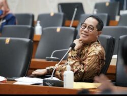 Firman Soebagyo Bacakan Pendapat Fraksi Partai Golkar DPR RI Atas Perubahan UU Nomor 29 Tahun 2008 Tentang Kementerian Negara