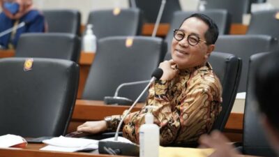 Firman Soebagyo Bacakan Pendapat Fraksi Partai Golkar DPR RI Atas Perubahan UU Nomor 29 Tahun 2008 Tentang Kementerian Negara