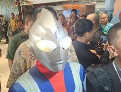 Selain Senang Dengan Ultraman, Jamaludin Malik Ternyata Penghobi Motor 2 Tak