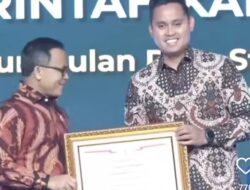 Di Tangan Dico Ganinduto, Kabupaten Kendal Raih Penghargaan Top Inovasi Pelayanan Publik