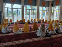 Perkuat Spiritualitas, Pengajian Al-Hidayah Gelar Pengajian Rutin di Masjid Ainul Hikmah, DPP Partai Golkar