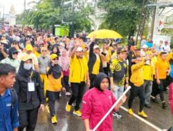 Ribuan Warga Tumpah Ruah Ikuti Fun Walk HUT Partai Golkar Ke-60 di Bireun