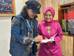 Hetifah Apresiasi Program Literasi Tirtonegoro Foundation Melalui Taman Baca Masyarakat