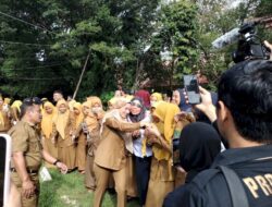 ASN Pemkab Lutra Mengharu Biru di Apel Terakhir Bupati Lutra, Indah Putri Indriani: Saya Pamit